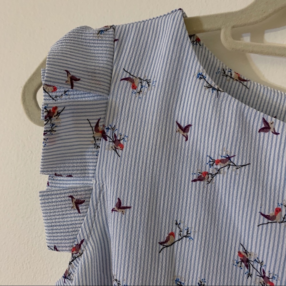 Printed sleeveless blouse